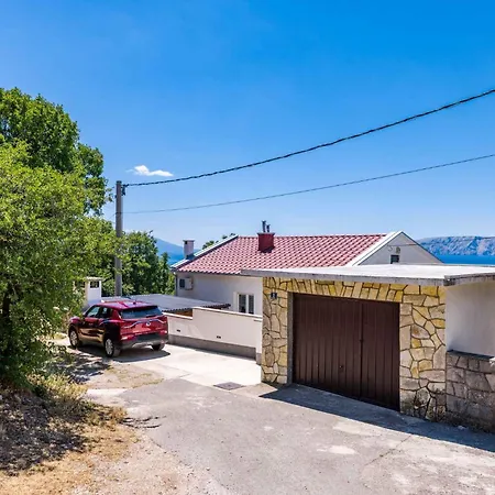 Apartamento In Novi Vinodolski 15274 *