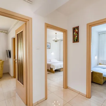 Apartamento In Novi Vinodolski 15274